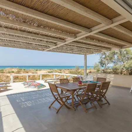 Villa Unica Terrazzo Sul Mare Donnalucata (Sicily)
