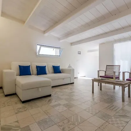 Villa Unica Terrazzo Sul Mare Donnalucata (Sicily)