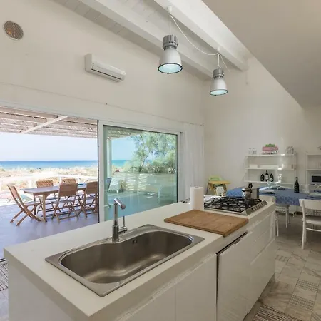 Unica Terrazzo Sul Mare 돈나루카타